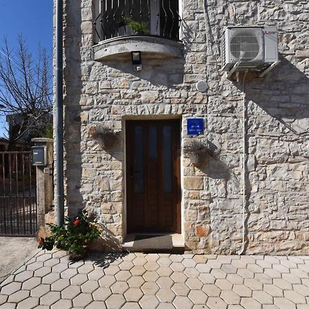 Apartment Nona Tar-Vabriga Kültér fotó