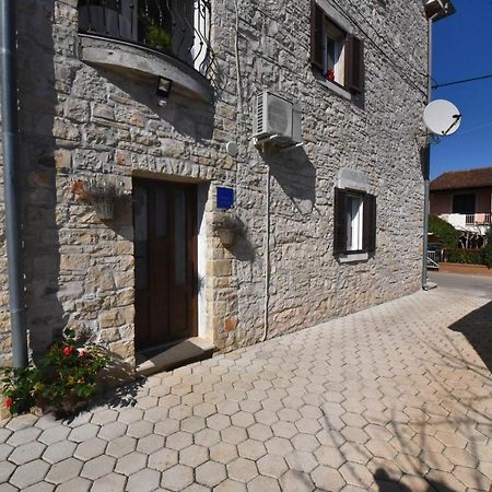 Apartment Nona Tar-Vabriga Kültér fotó