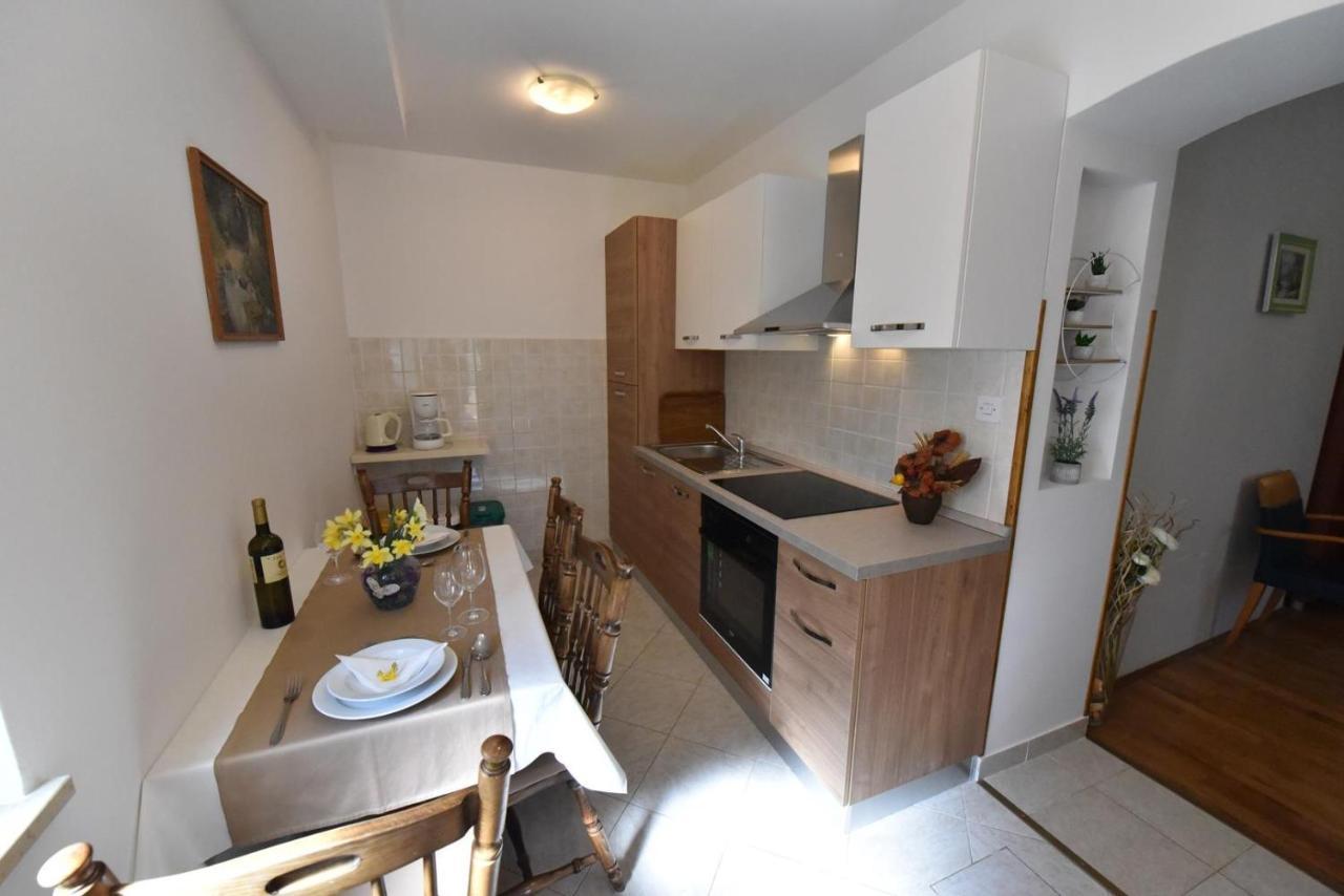 Apartment Nona Tar-Vabriga Kültér fotó